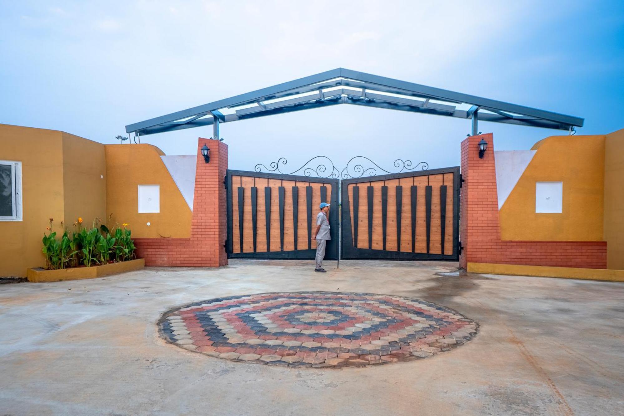 Serene Resort Hyderabad Шамшабад Екстериор снимка